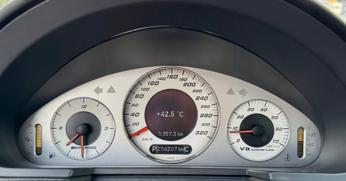 Used Mercedes-Benz E-Class AMG 55 AMG III (W211, S211), 5.4 l, 2003 in Dubai by Saeed Auto, White color. Japanese Specs | AUTO.AE