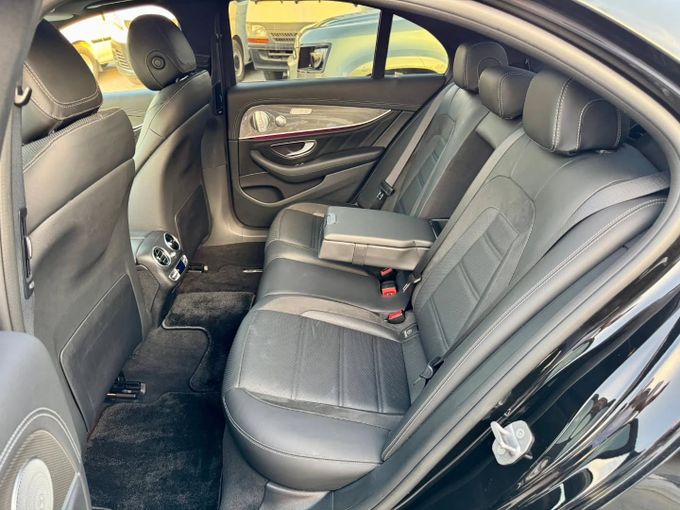 Used Mercedes-Benz E-Class AMG 43 AMG V (W213), 3.0 l, 2017 in Dubai by Saeed Auto, Black color. Japanese Specs | AUTO.AE