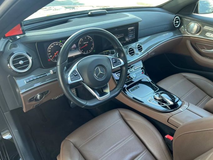 Подержанный Mercedes-Benz E-Class AMG 43 AMG V (W213), 3.0 л, 2017 в Дубае от Saeed Auto Черный цвет. Японская | AUTO.AE