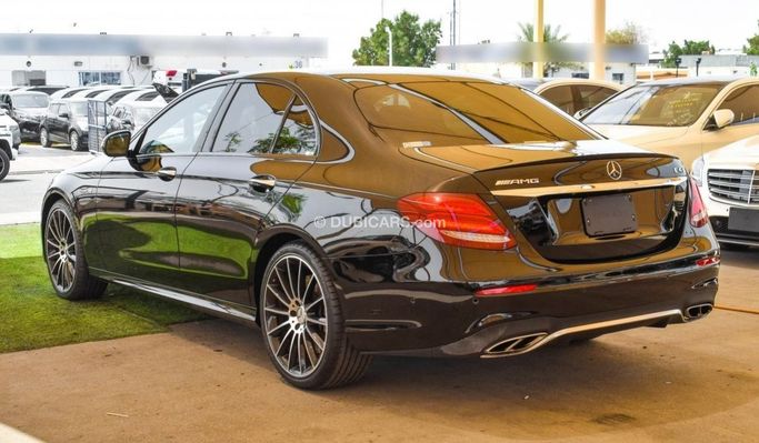 Подержанный Mercedes-Benz E-Class AMG 43 AMG V (W213), 3.0 л, 2017 в Дубае от Ibitisam Motors Черный цвет.  | AUTO.AE