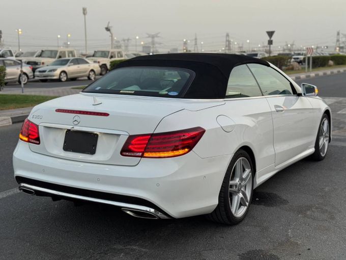 Used Mercedes-Benz E-Class 350 IV (W212, S212, C207) Facelift, 3.5 l, 2014 in Dubai by Saeed Auto, White color. Japanese Specs | AUTO.AE