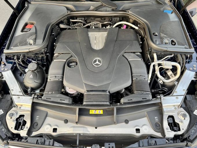 Used Mercedes-Benz E-Class 450 V (W213, S213, C238) Facelift, 3.0 l, 2020 in Dubai by Saeed Auto, Navy Blue color. Japanese Specs | AUTO.AE
