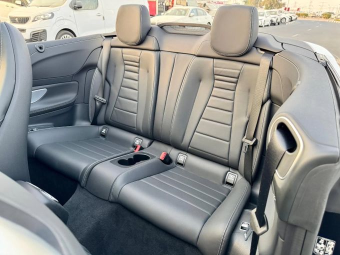 Used Mercedes-Benz E-Class 450 V (W213, S213, C238) Facelift, 3.0 l, 2021 in Dubai by Saeed Auto, Black color. Japanese Specs | AUTO.AE