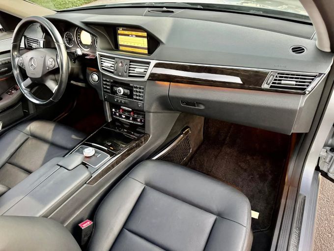Used Mercedes-Benz E-Class 350 IV (W212, S212, C207), 3.5 l, 2009 in Dubai by Saeed Auto, Silver color. Japanese Specs | AUTO.AE