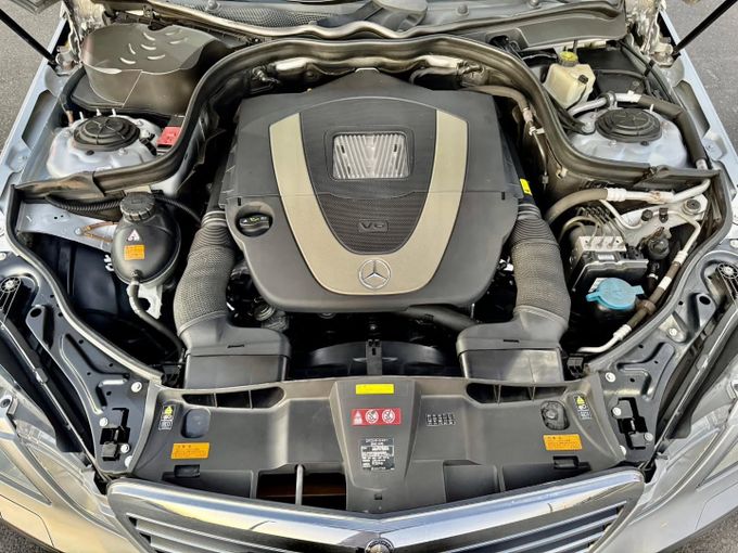 Used Mercedes-Benz E-Class 350 IV (W212, S212, C207), 3.5 l, 2009 in Dubai by Saeed Auto, Silver color. Japanese Specs | AUTO.AE
