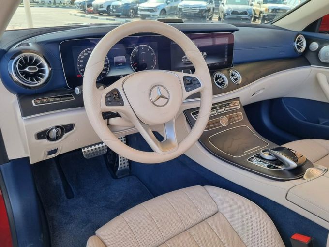 Подержанный Mercedes-Benz E-Class 400 V (W213, S213, C238), 3.0 л, 2018 в Дубае от Saeed Auto Красный цвет. Японская | AUTO.AE