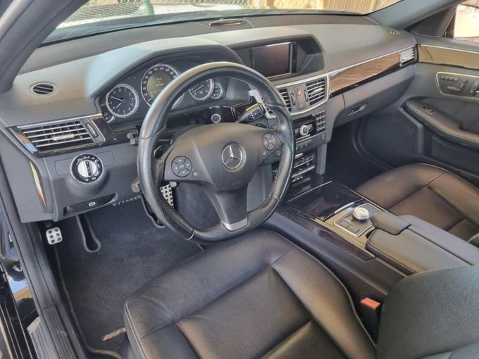 Подержанный Mercedes-Benz E-Class 350 IV (W212, S212, C207), 3.5 л, 2010 в Дубае от Saeed Auto Черный цвет. Японская | AUTO.AE