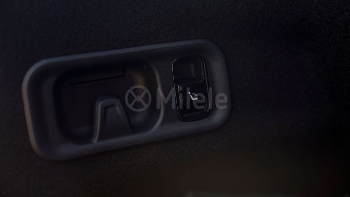 New Mercedes-Benz E-Class 200 VI (W214, S214), 2.0 l, 2025 in Dubai by Milele, Black color. Other | AUTO.AE