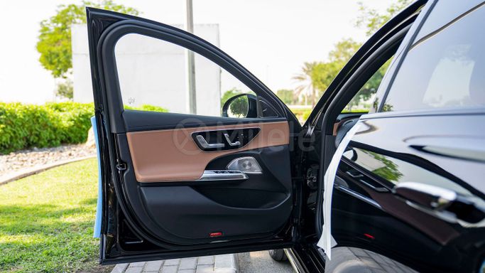 New Mercedes-Benz E-Class 200 VI (W214, S214), 2.0 l, 2025 in Dubai by Milele, Black color. Other | AUTO.AE