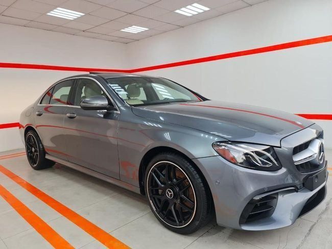 Подержанный Mercedes-Benz E-Class 300 V (W213, S213, C238), 2.0 л, 2017 в Дубае от Gulf Motors Серый цвет. Американская | AUTO.AE