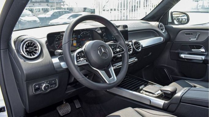 New Mercedes-Benz EQB 260 I Facelift, 2024 in Dubai by Najem Motors, White color. Other | AUTO.AE