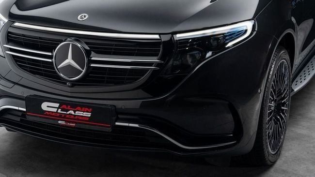 Подержанный Mercedes-Benz EQC 400 I (N293), 2021 в Дубае от Al Ain Class Motors Черный цвет. GCC | AUTO.AE