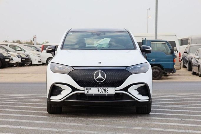 Подержанный Mercedes-Benz EQE 500, 2022 в Дубае от Top Euro Cars Белый цвет.  | AUTO.AE