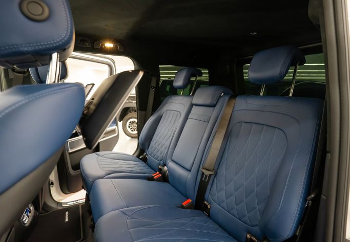 Mercedes-Benz G-Class AMG Brabus 800 II (W463), 2022 внедорожник 5 дв. бизнес класса в Дубае от POF RENTAL белый цвет | AUTO.AE