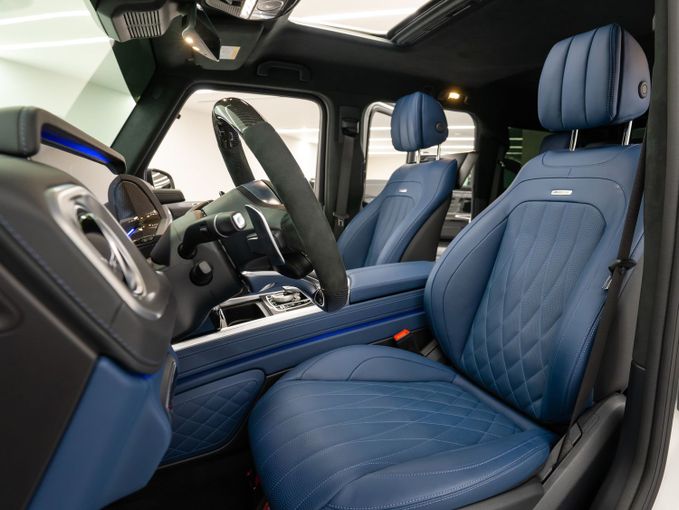 Mercedes-Benz G-Class AMG Brabus 800 II (W463), 2022 внедорожник 5 дв. бизнес класса в Дубае от POF RENTAL белый цвет | AUTO.AE