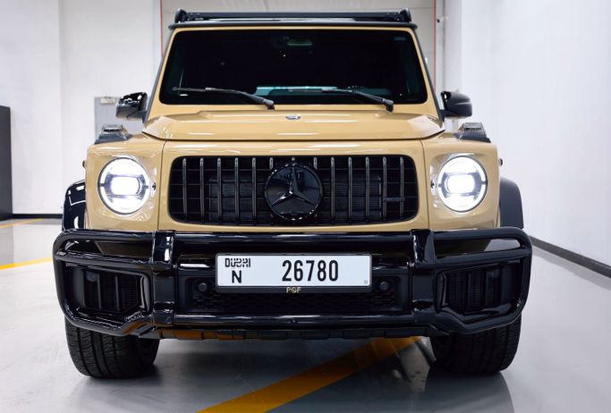 Mercedes-Benz G-Class AMG 63 4x4 Squared II (W463), 2025 внедорожник 5 дв. 4x4 squared бизнес класса в Дубае от POF RENTAL бежевый цвет | AUTO.AE