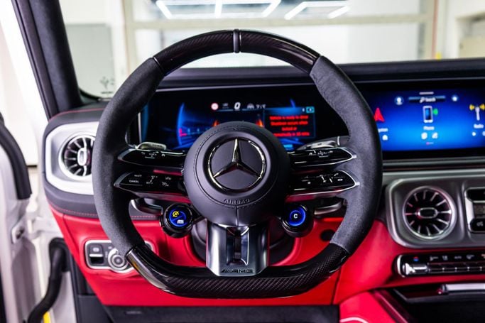 Mercedes-Benz G-Class AMG 63 4x4 Squared II (W463), 2025 внедорожник 5 дв. 4x4 squared бизнес класса в Дубае от POF RENTAL белый цвет | AUTO.AE