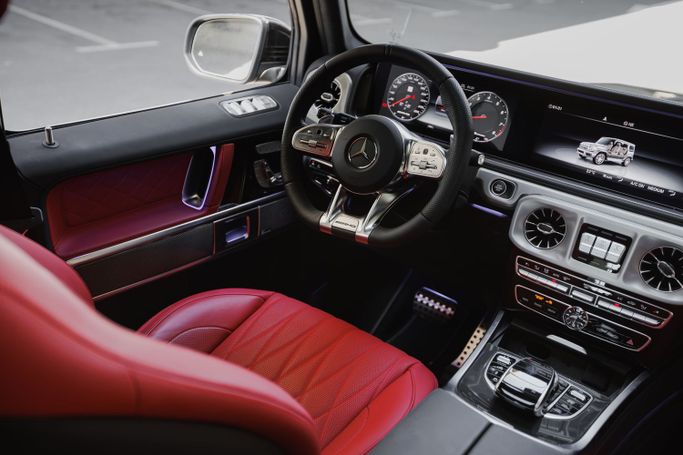 Mercedes-Benz G-Class AMG 63 AMG II (W463), 2024 внедорожник 5 дв. бизнес класса в Дубае от AVA car rental черный цвет | AUTO.AE