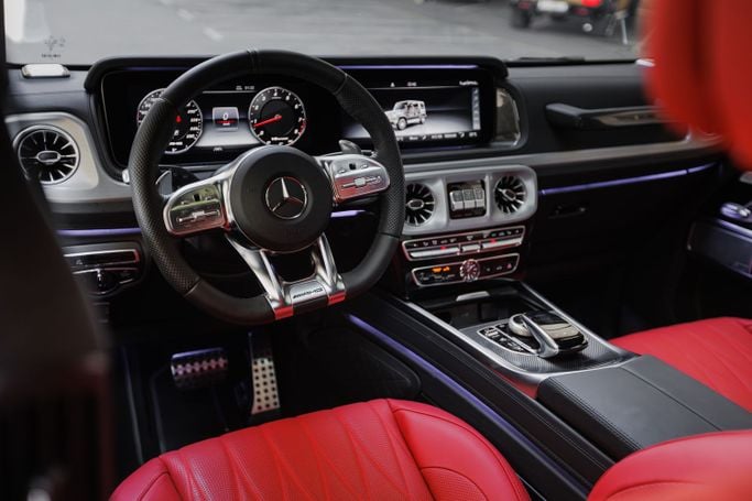 Mercedes-Benz G-Class AMG 63 AMG II (W463), 2024 внедорожник 5 дв. бизнес класса в Дубае от AVA car rental черный цвет | AUTO.AE
