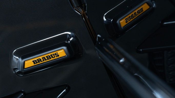 Mercedes-Benz G-Class AMG Brabus 800 II (W463), 2022 внедорожник 5 дв. бизнес класса в Дубае от AVA car rental черный цвет | AUTO.AE
