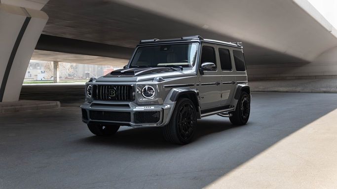 Mercedes-Benz G-Class AMG Brabus 800 II (W463), 2022 внедорожник 5 дв. бизнес класса в Дубае от AVA car rental серый цвет | AUTO.AE