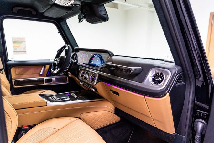 Новый Mercedes-Benz G-Class AMG 63 AMG II (W463), 4.0 л, 2025 в Дубае от PUPIL OF FATE MOTORS Черный цвет. GCC | AUTO.AE