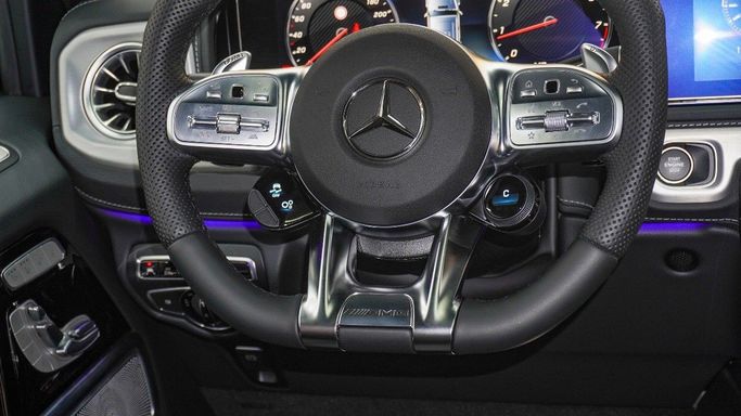 Новый Mercedes-Benz G-Class AMG 63 AMG II (W465) Рестайлинг, 4.0 л, 2024 в Дубае от 777 CARS Черный цвет. Европейская | AUTO.AE