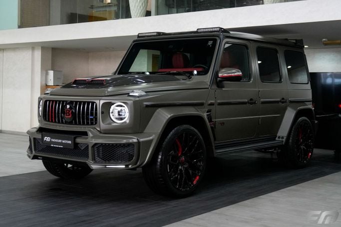 New Mercedes-Benz G-Class AMG Brabus 800 II (W463), 4.0 l, 2022 in Dubai by Fakhoury, Green color. European Specs | AUTO.AE