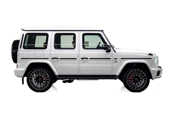 Новый Mercedes-Benz G-Class AMG 63 AMG II (W465) Рестайлинг, 4.0 л, 2025 в Дубае от PUPIL OF FATE MOTORS Белый цвет. GCC | AUTO.AE