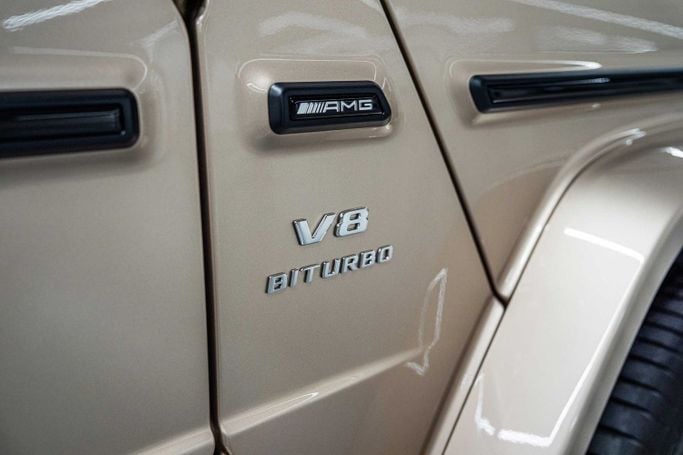 Новый Mercedes-Benz G-Class AMG 63 AMG II (W465) Рестайлинг, 4.0 л, 2025 в Дубае от PUPIL OF FATE MOTORS Бежевый цвет. GCC | AUTO.AE