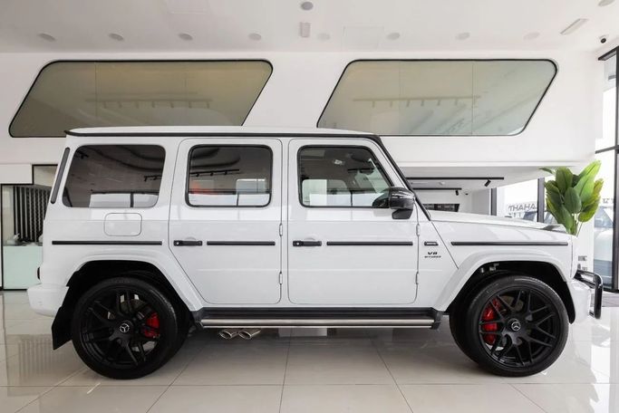 مستعملة Mercedes-Benz G-Class AMG 63 AMG عملية شد الوجه II (W465), 4.0 l, 2024 في في دبي من Laith Alobaidi Motors، اللون أبيض. المواصفات الكورية | AUTO.AE