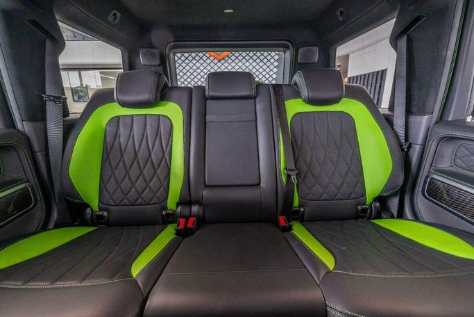 مستعملة Mercedes-Benz G-Class AMG 63 AMG عملية شد الوجه II (W465), 4.0 l, 2024 في في دبي من Laith Alobaidi Motors، اللون أخضر. مواصفات الخليج | AUTO.AE