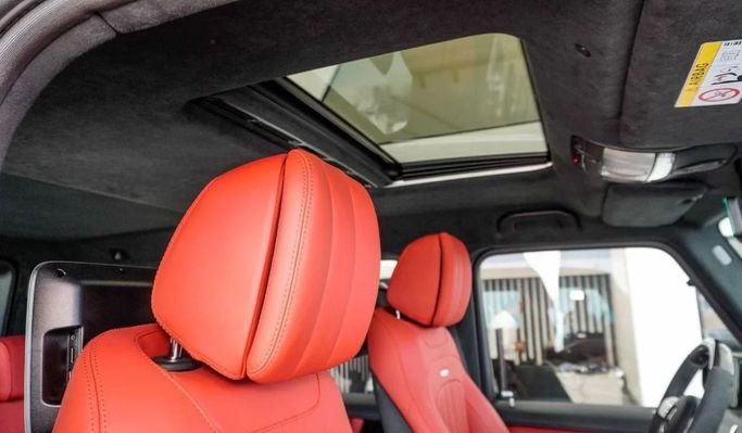 مستعملة Mercedes-Benz G-Class AMG 63 AMG عملية شد الوجه II (W465), 4.0 l, 2024 في في دبي من Laith Alobaidi Motors، اللون أسود. المواصفات الأوروبية | AUTO.AE
