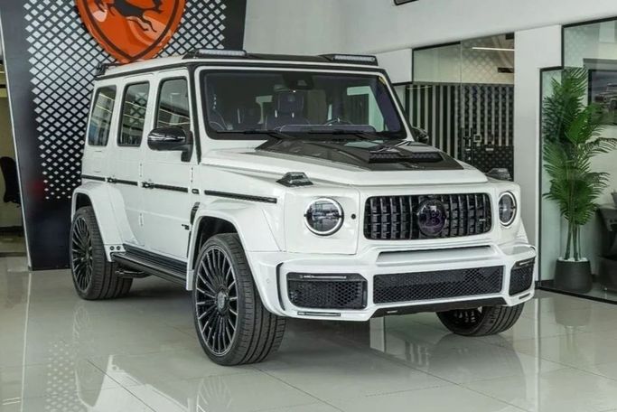 Новый Mercedes-Benz G-Class AMG 63 AMG II (W465) Рестайлинг, 4.0 л, 2024 в Дубае от Laith Alobaidi Motors Белый цвет. Корейская | AUTO.AE