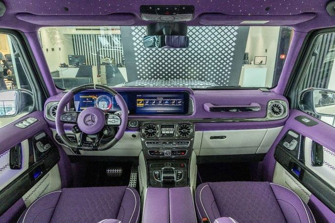 جديدة Mercedes-Benz G-Class AMG 63 AMG عملية شد الوجه II (W465), 4.0 l, 2024 في في دبي من Laith Alobaidi Motors، اللون أبيض. المواصفات الكورية | AUTO.AE