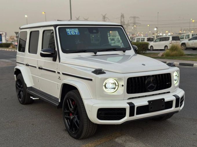 Подержанный Mercedes-Benz G-Class AMG 63 AMG II (W463), 4.0 л, 2022 в Дубае от Saeed Auto Белый цвет. Японская | AUTO.AE