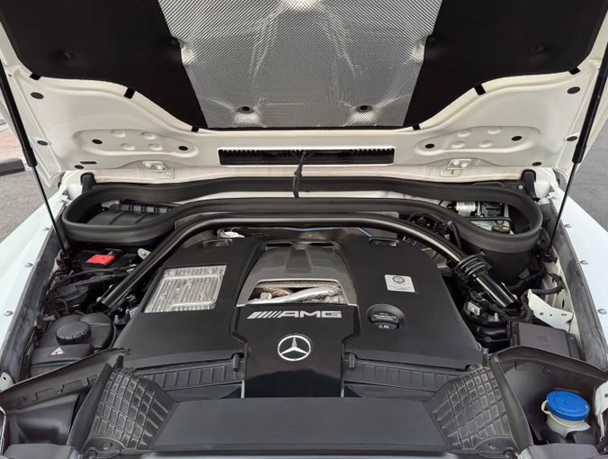 Подержанный Mercedes-Benz G-Class AMG 63 AMG II (W463), 4.0 л, 2022 в Дубае от Saeed Auto Белый цвет. Японская | AUTO.AE