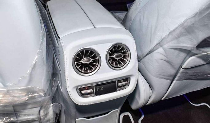 Подержанный Mercedes-Benz G-Class AMG 63 AMG II (W463), 4.0 л, 2022 в Дубае от F7 Motors Белый цвет. Европейская | AUTO.AE