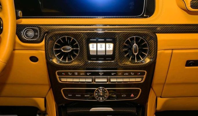 Подержанный Mercedes-Benz G-Class AMG Brabus 800 II (W465) Рестайлинг, 4.0 л, 2024 в Дубае от F7 Motors Зеленый цвет. GCC | AUTO.AE