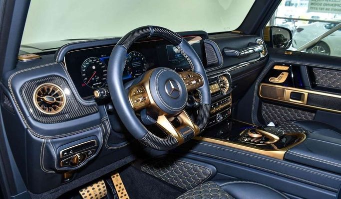 Новый Mercedes-Benz G-Class AMG Brabus 800 II (W465) Рестайлинг, 4.0 л, 2024 в Дубае от F7 Motors Черный цвет. Европейская | AUTO.AE