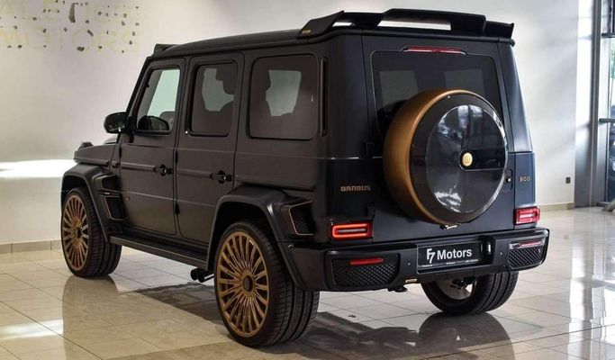 Новый Mercedes-Benz G-Class AMG Brabus 800 II (W465) Рестайлинг, 4.0 л, 2024 в Дубае от F7 Motors Черный цвет. Европейская | AUTO.AE