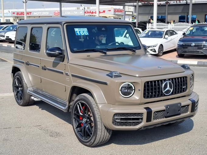 Подержанный Mercedes-Benz G-Class AMG 63 AMG II (W463), 4.0 л, 2021 в Дубае от Saeed Auto Зеленый цвет. Японская | AUTO.AE