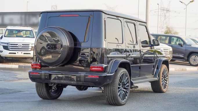 Новый Mercedes-Benz G-Class AMG 63 AMG II (W465) Рестайлинг, 4.0 л, 2025 в Дубае от Najem Motors Черный цвет. GCC | AUTO.AE