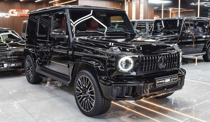Новый Mercedes-Benz G-Class AMG 63 AMG II (W465) Рестайлинг, 4.0 л, 2025 в Дубае от Najem Motors Черный цвет. Европейская | AUTO.AE