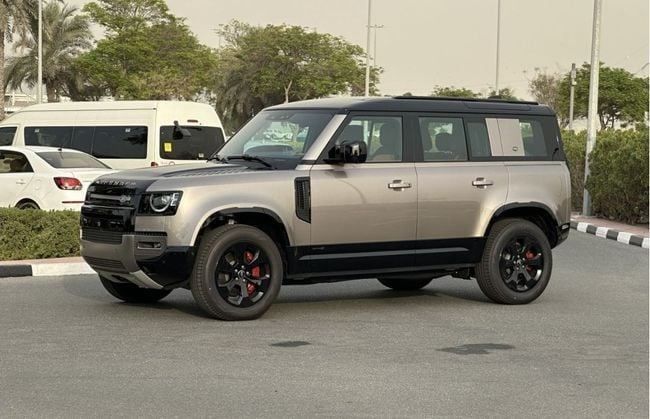 Подержанный Mercedes-Benz G-Class AMG 63 AMG II (W463), 4.0 л, 2023 в Дубае от Falcons GT Motors FZCO Черный цвет. Европейская | AUTO.AE