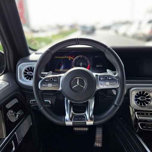 Подержанный Mercedes-Benz G-Class AMG 63 AMG II (W463), 4.0 л, 2022 в Дубае от Lakhani Motors Черный цвет. Японская | AUTO.AE