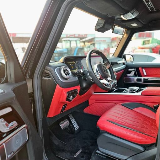 Подержанный Mercedes-Benz G-Class AMG 63 AMG II (W463), 4.0 л, 2021 в Дубае от Lakhani Motors Черный цвет. Японская | AUTO.AE