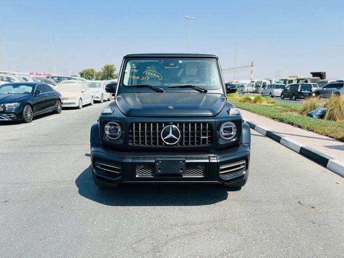 Подержанный Mercedes-Benz G-Class AMG 63 AMG II (W463), 4.0 л, 2019 в Дубае от Lakhani Motors Черный цвет. Японская | AUTO.AE
