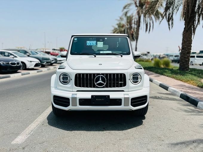 Подержанный Mercedes-Benz G-Class AMG 63 AMG II (W463), 4.0 л, 2019 в Дубае от Lakhani Motors Белый цвет. Японская | AUTO.AE