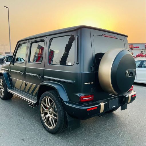 Подержанный Mercedes-Benz G-Class AMG 63 AMG II (W465) Рестайлинг, 4.0 л, 2024 в Дубае от Lakhani Motors Черный цвет. Японская | AUTO.AE